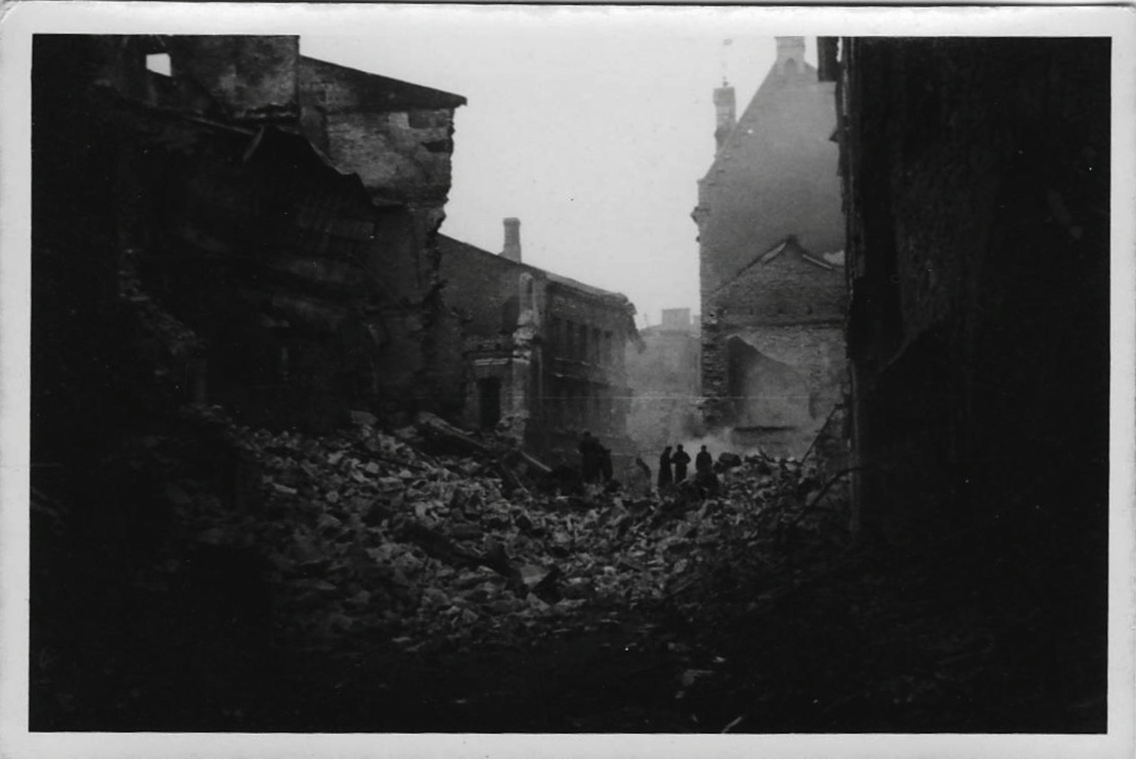 Märtsipommitamine 1944: Tallinn rusustati ühe ööga
