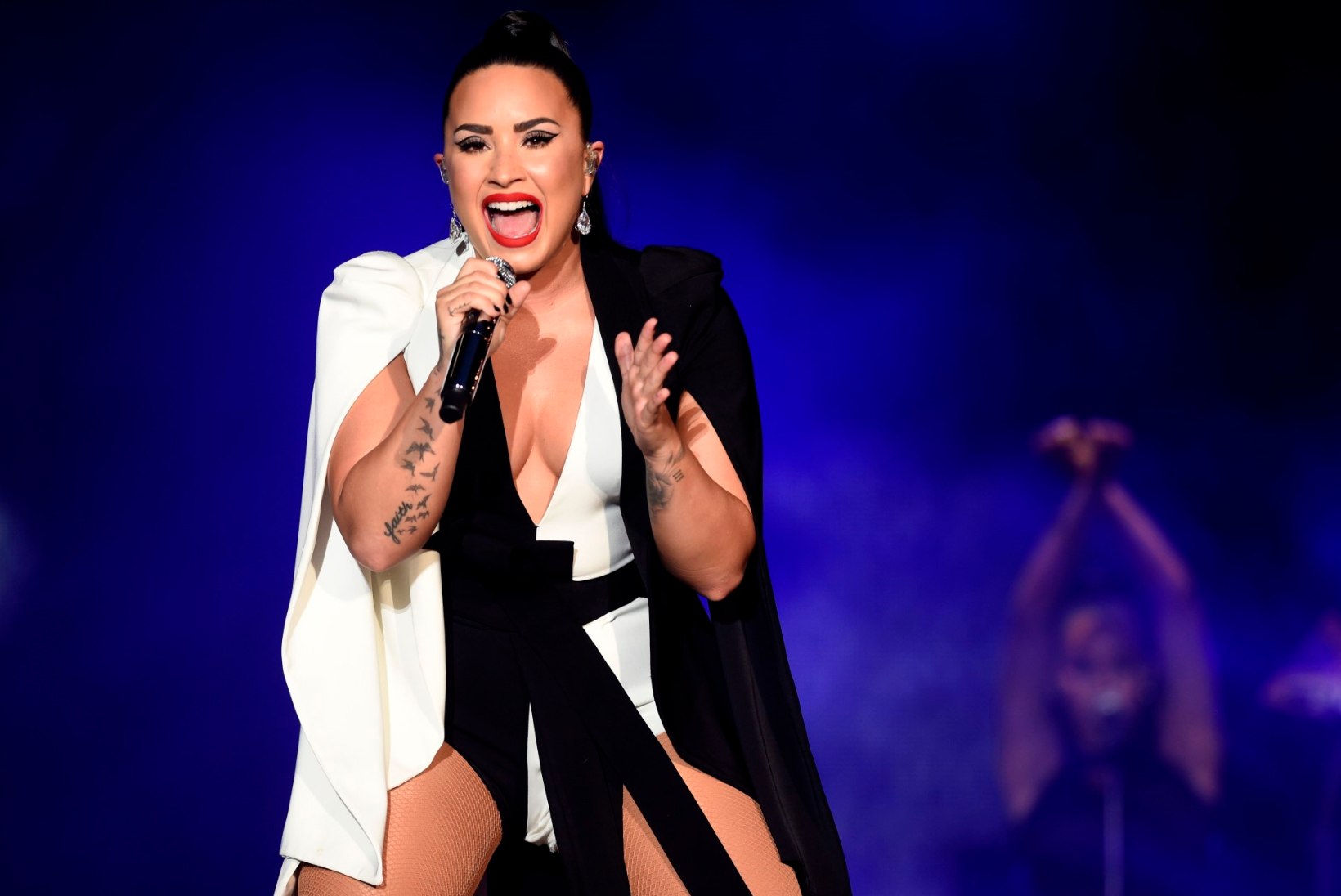 Demi Lovato andis tema kehakaalu kritiseerijatele valusa nätaka