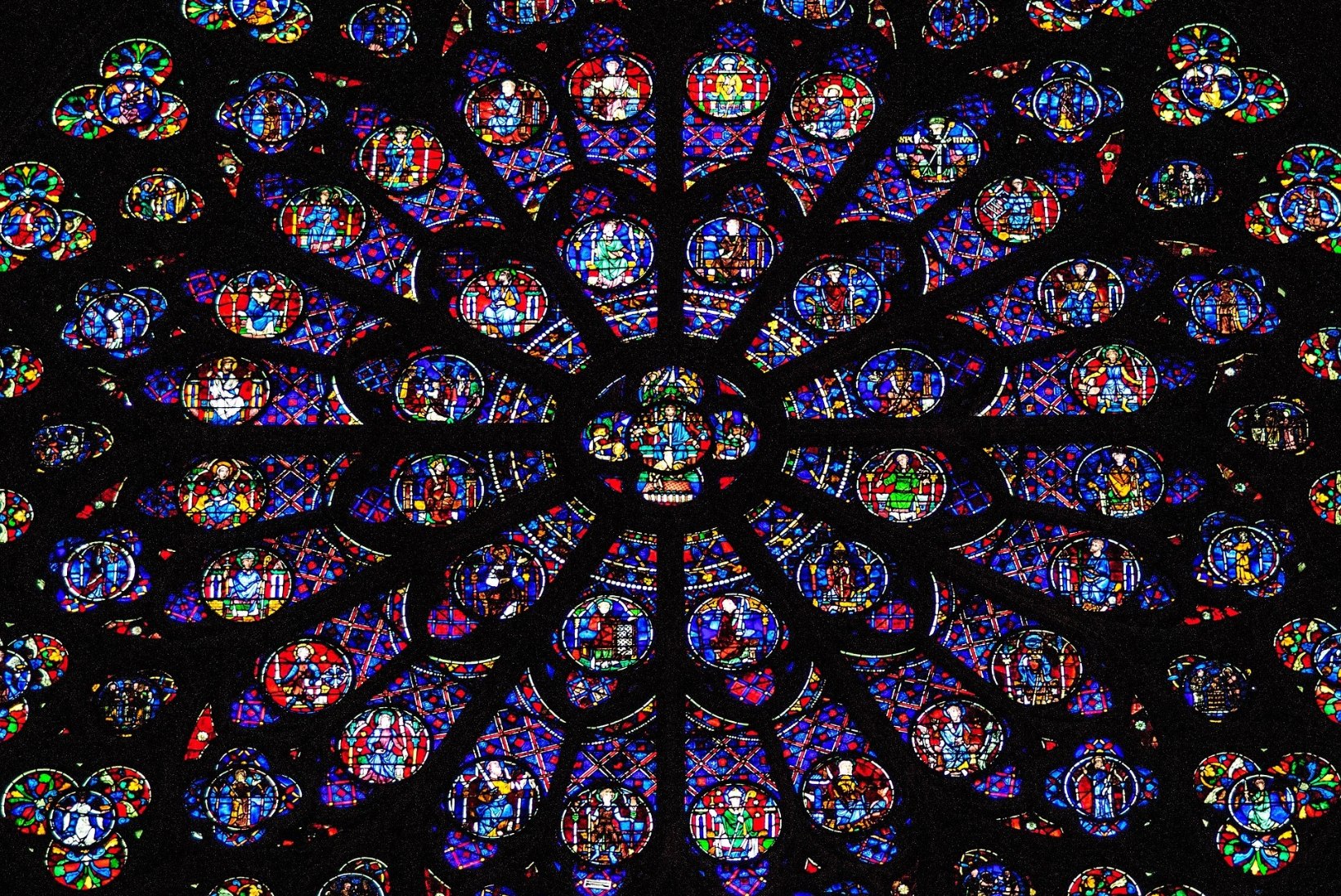 Mart Kalm: „Imedest, mille tuli Notre-Dame’i katedraalis hävitas, on inimkond nüüd ilma.“