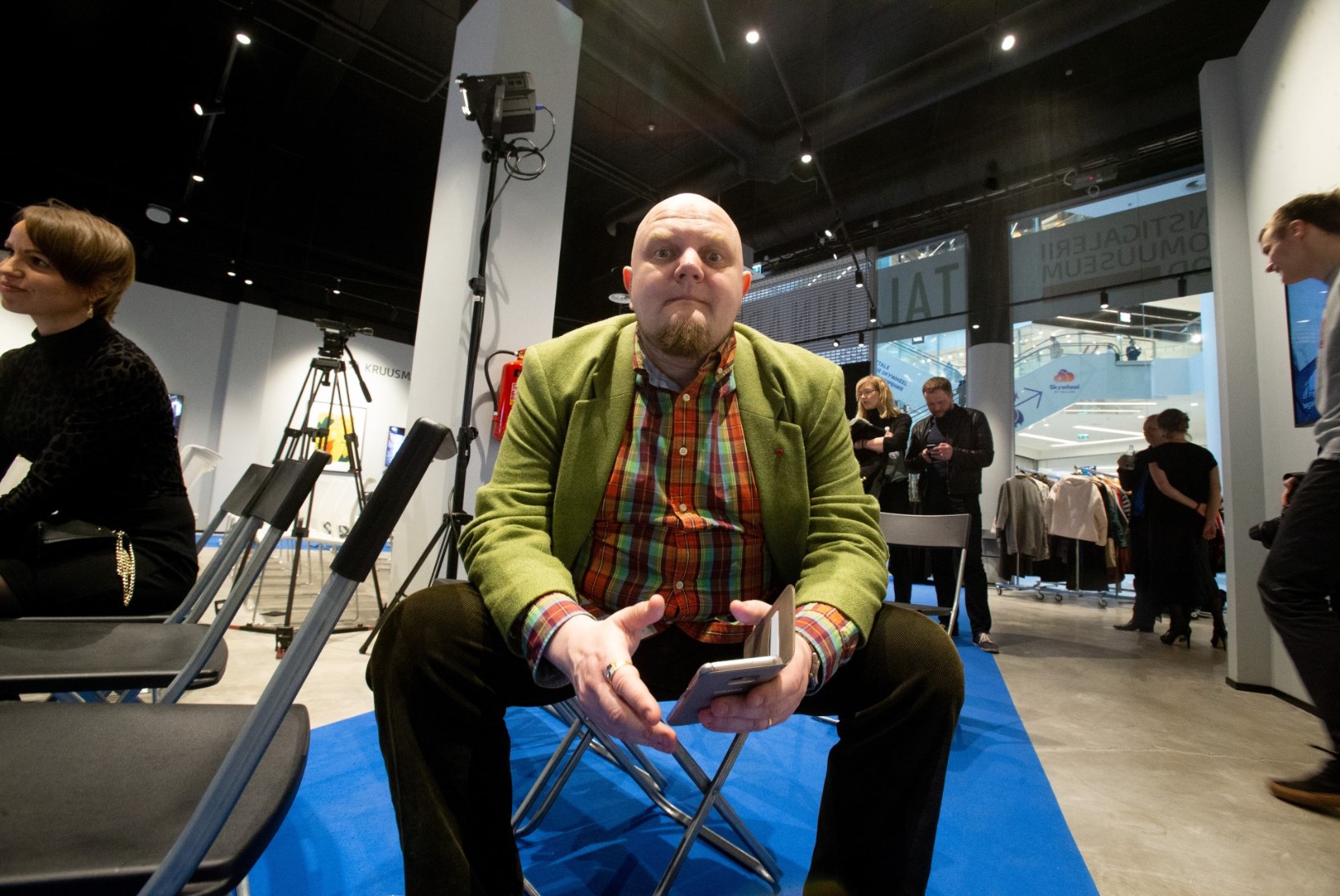 GALERII | Kalev Mark Kostabi avas Tallinnas oma galerii