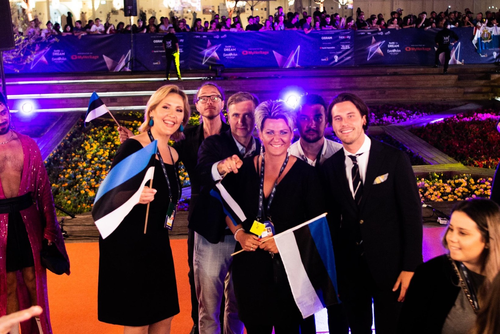 VIDEOD JA GALERII | Victor Crone säras koos Eesti delegatsiooniga Eurovisioni oranžil vaibal