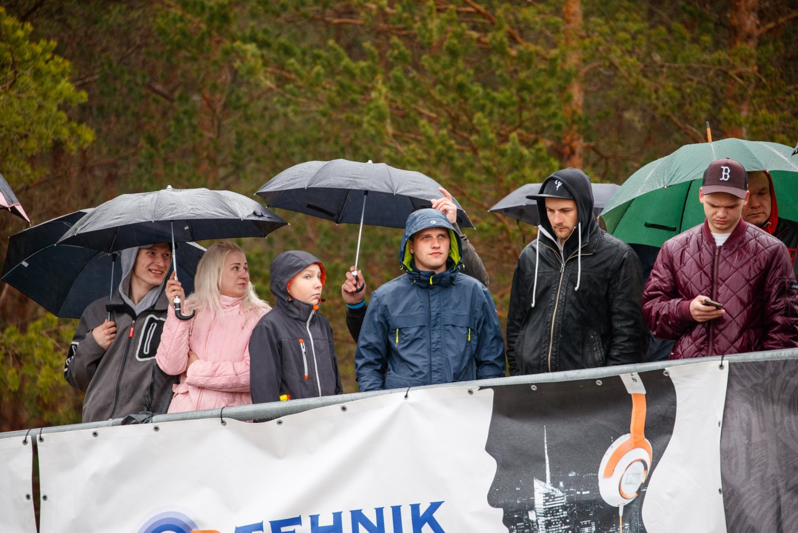 GALERII | Eesti driftikuningad näitasid naabritele koha kätte