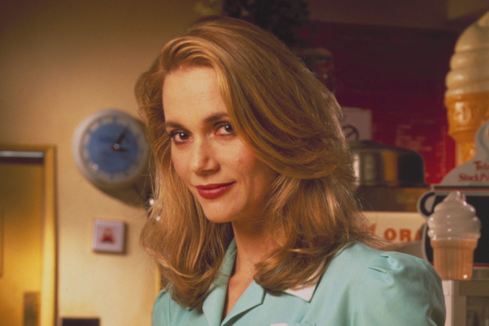Suri „Twin Peaksi“ näitlejanna Peggy Lipton