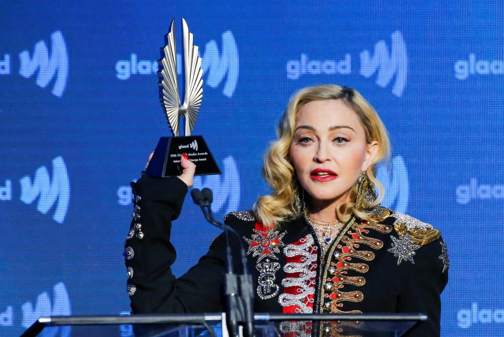 Asi ametlik! Madonna esineb Eurovisioni finaalis ja esitleb uut lugu