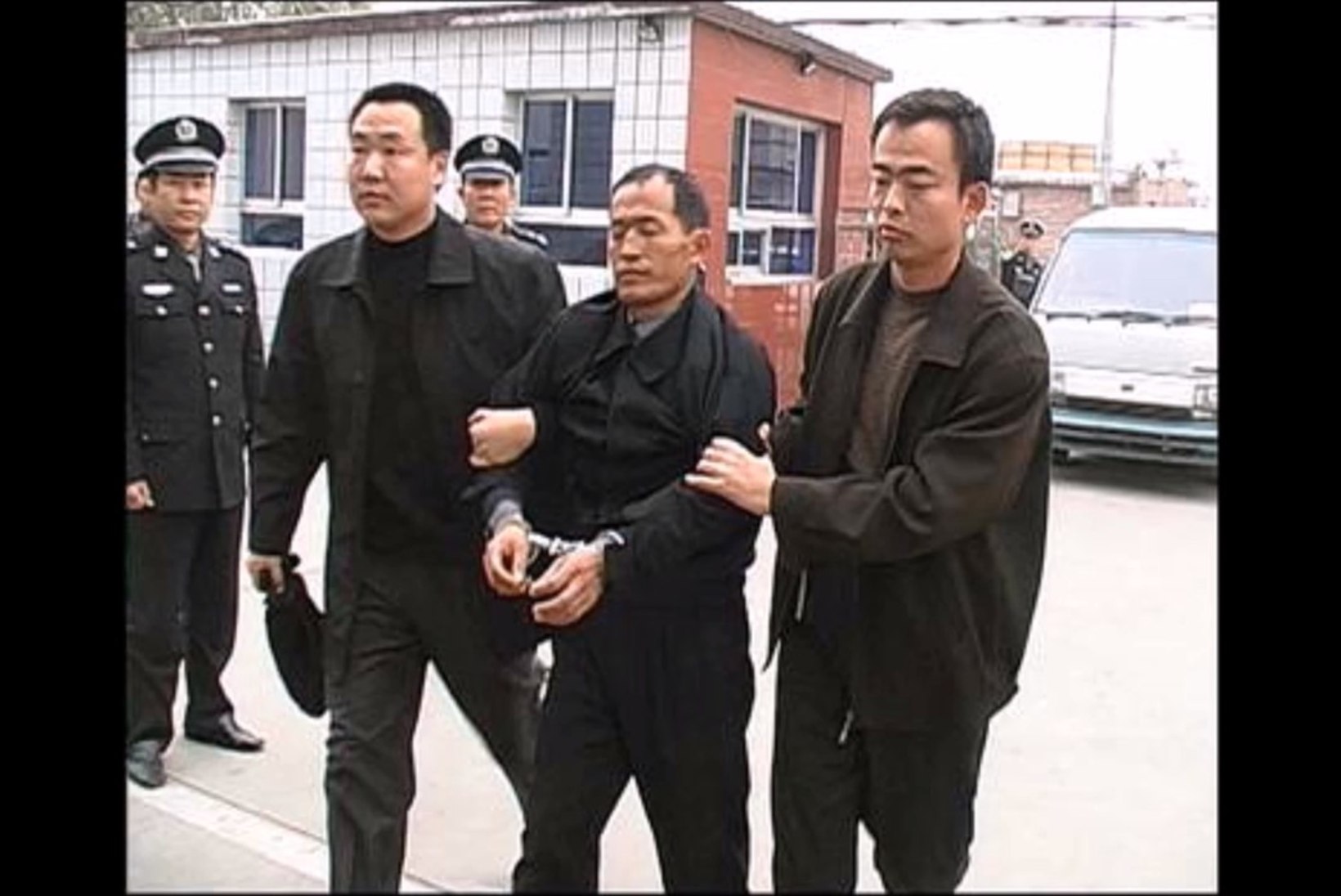 AJALOO VÕIKAMAD MÕRTSUKAD | „Tapjakoletis“ Yang Xinhai surmas terveid perekondi
