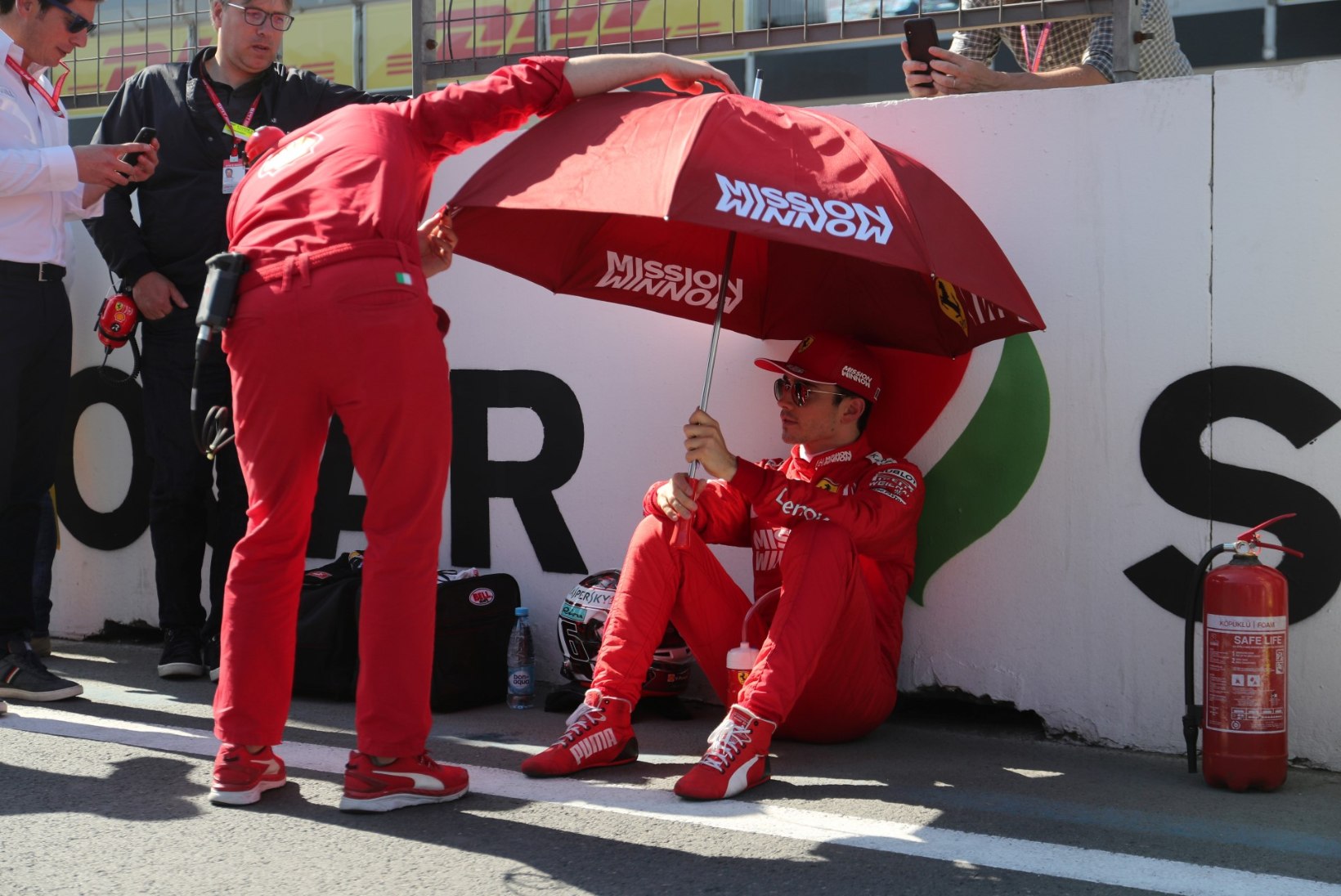 Charles Leclerc teeb kõik, et Vetteli varjust väljuda