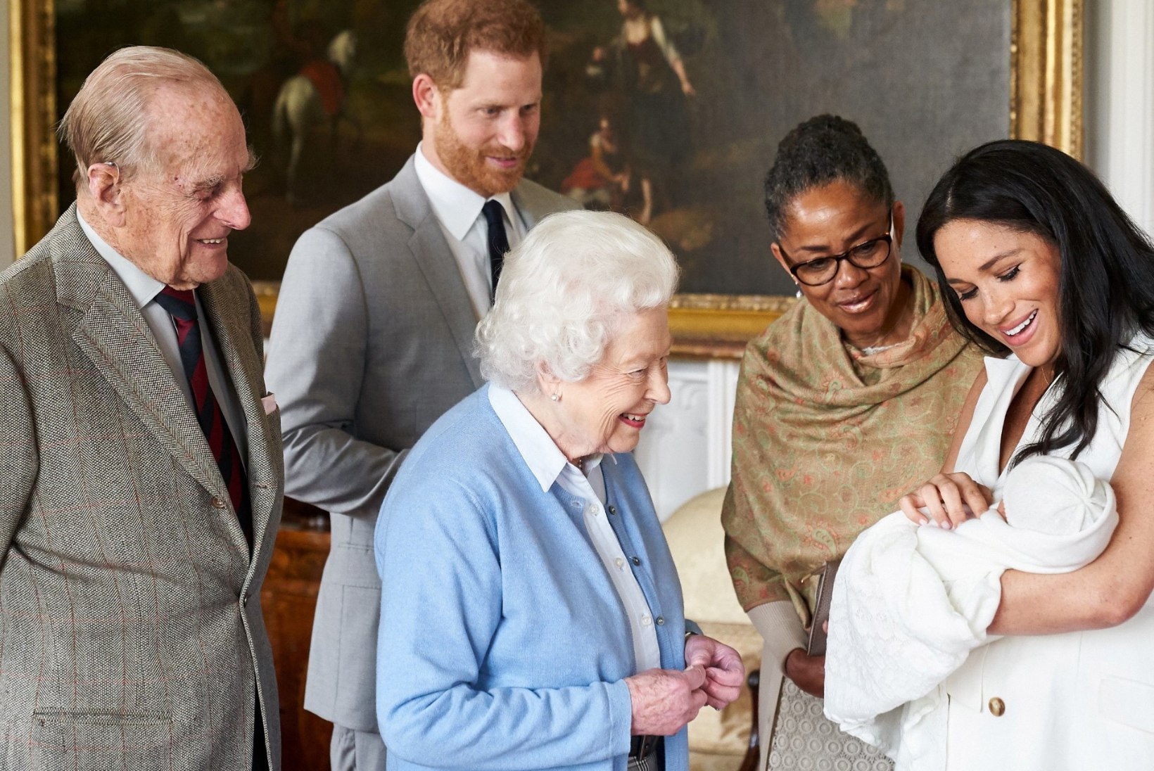 HUVITAV VALIK! Prints Harry ja Meghan Markle avaldasid kuningliku beebi nime