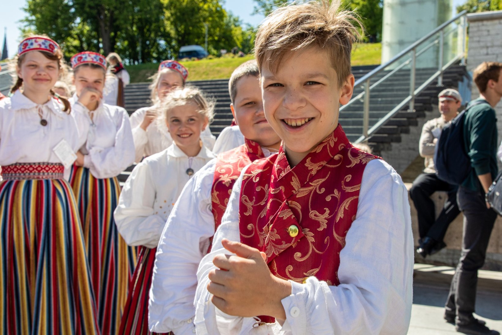 Kuidas peeti Eesti esimene laste laulupidu