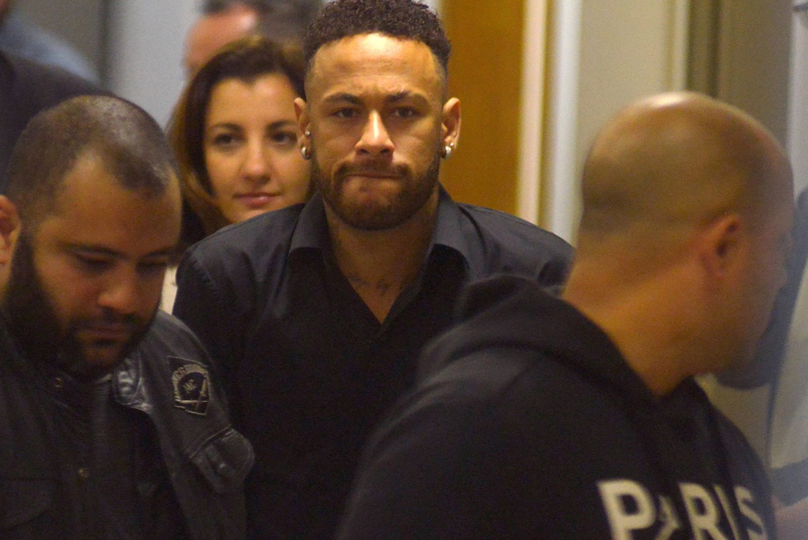 OOTAMATU PÖÖRE! Neymari väidetav vägistamisohver sattus politsei uurimise alla