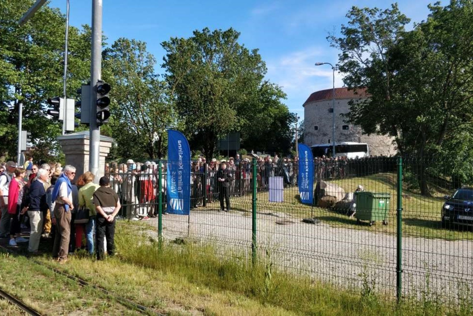 FOTO JA VIDEO | Suur rahvamass tungles Tallinna kesklinna jaanipeole