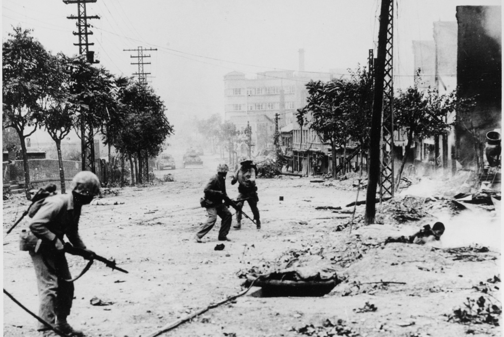 MINEVIKUHETK | 25. juuni: puhkes verine Korea sõda