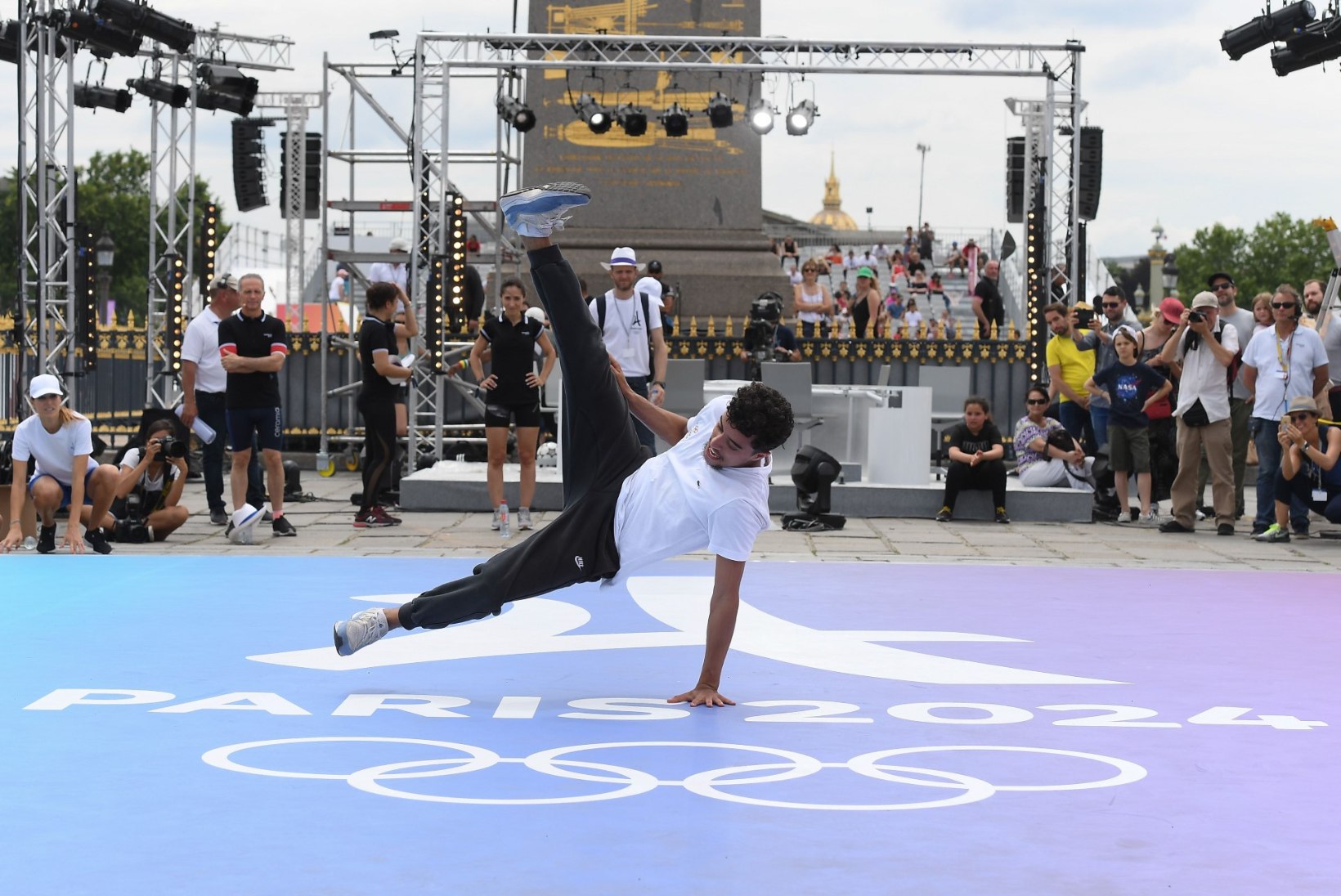 AJALOOLINE MOMENT: breiktants jõuabki olümpiamängudele