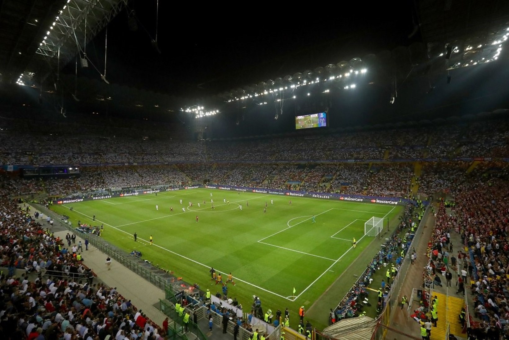 KAHJU: Euroopa üks legendaarsemaid jalgpallistaadione lammutatakse