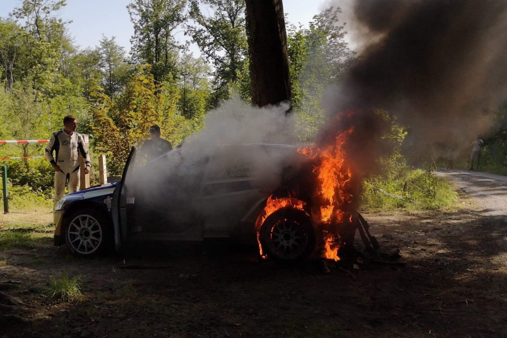VIDEO | Norra rallisõitjal on ühe kuuga kaks autot maha põlenud...
