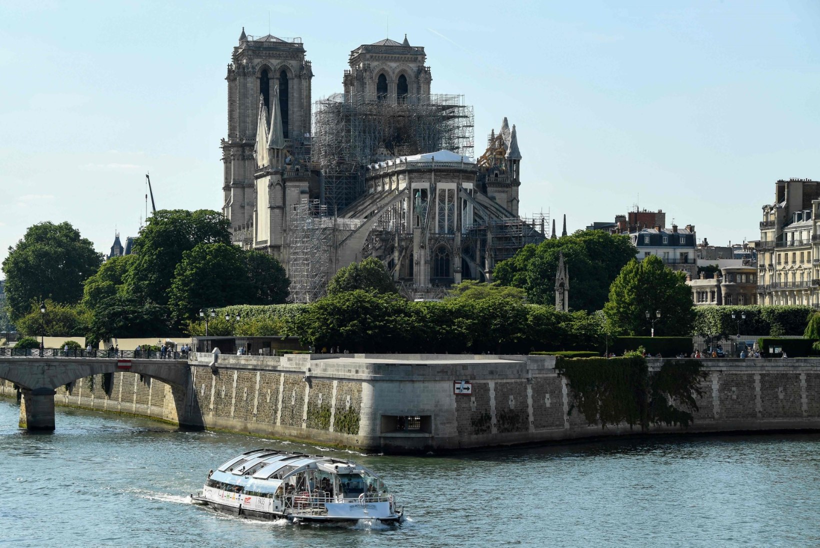 ARHITEKT: Notre-Dame’i katedraal võib iga hetk kokku variseda
