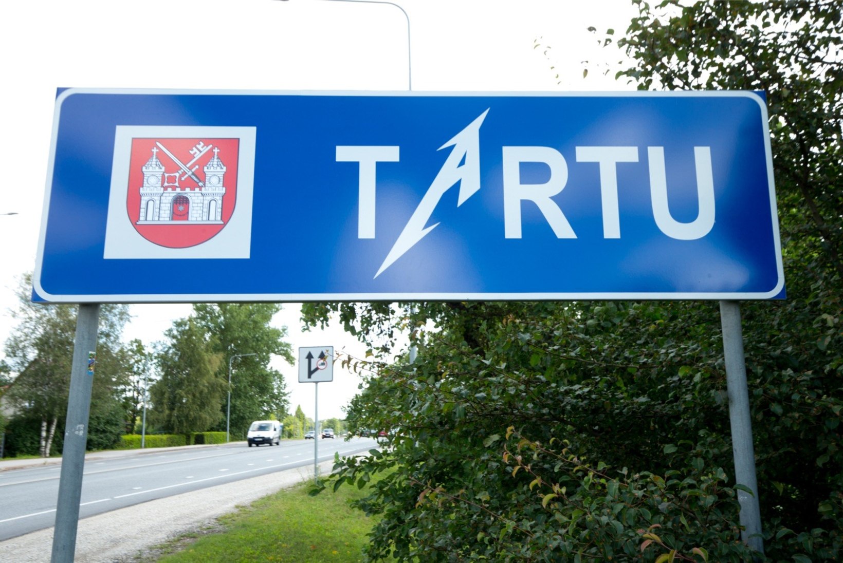 FOTOD | Tartu linnamärgid on inspireeritud homsest Metallica kontserdist