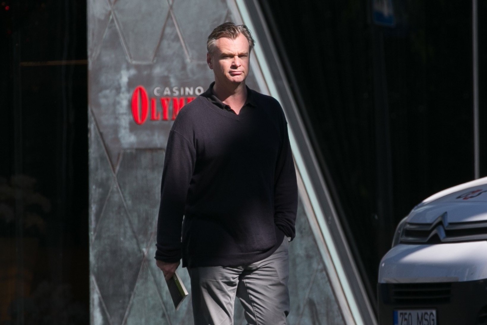 FOTO | Kas tõesti? Christopher Nolan külastas ja kiitis Eesti Filmimuuseumit