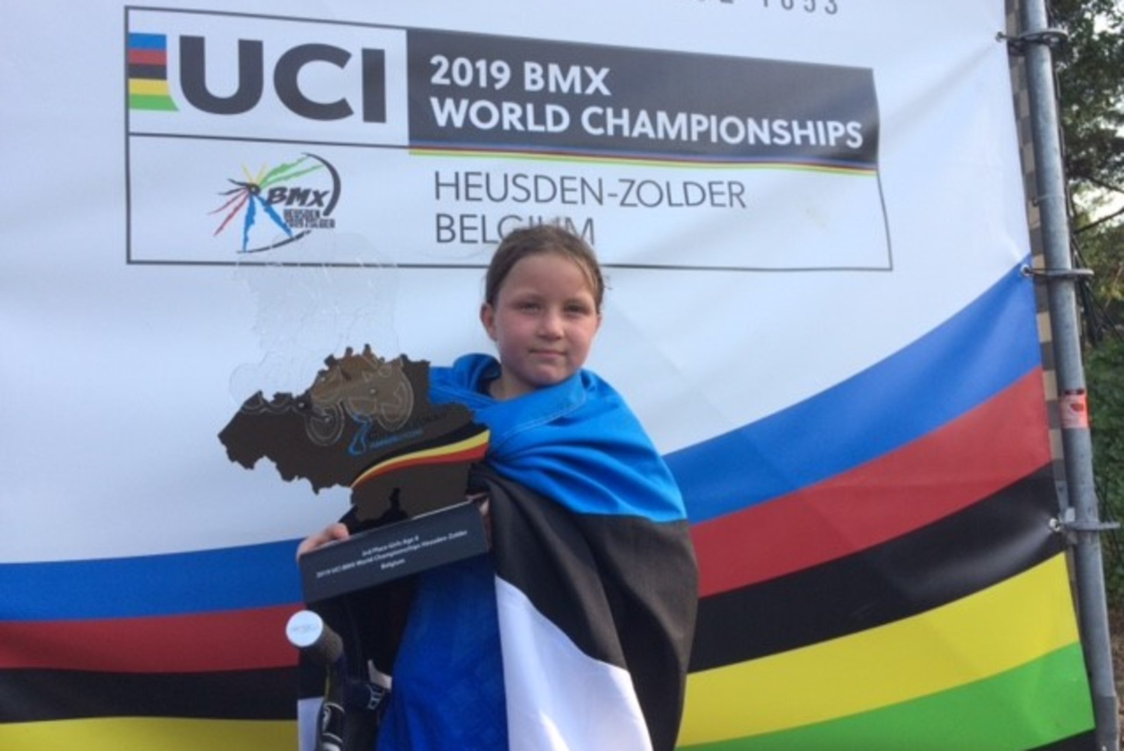 ÄGE! 8aastane Eesti BMX krossitüdruk võitis MMil pronksi