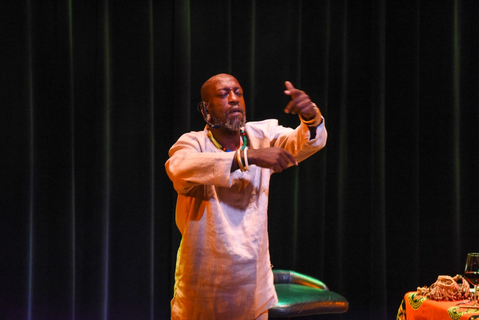 GALERII | Jamaicast Ghanani! Folgil esinesid jutuvestja Tuup ja „muusikaline preester“ King Ayisoba