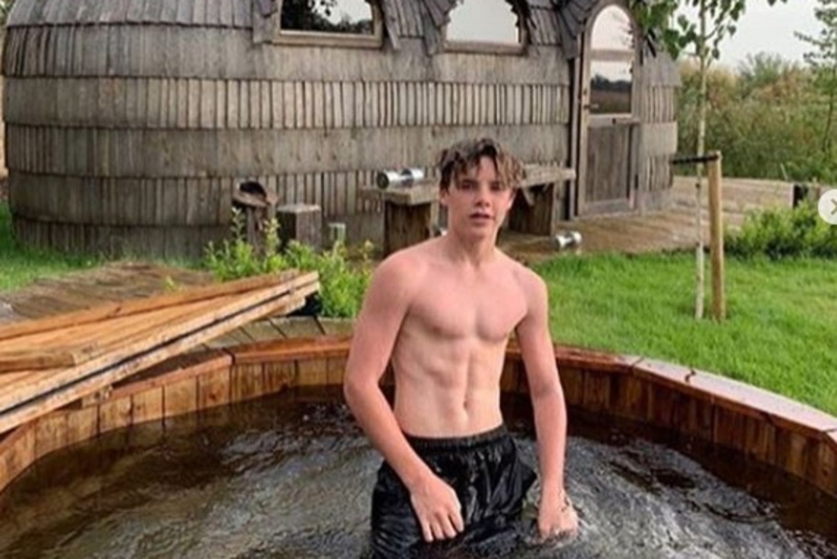 Eesti saun jäi taas silma Beckhamite perekonna Instagrami-fotol