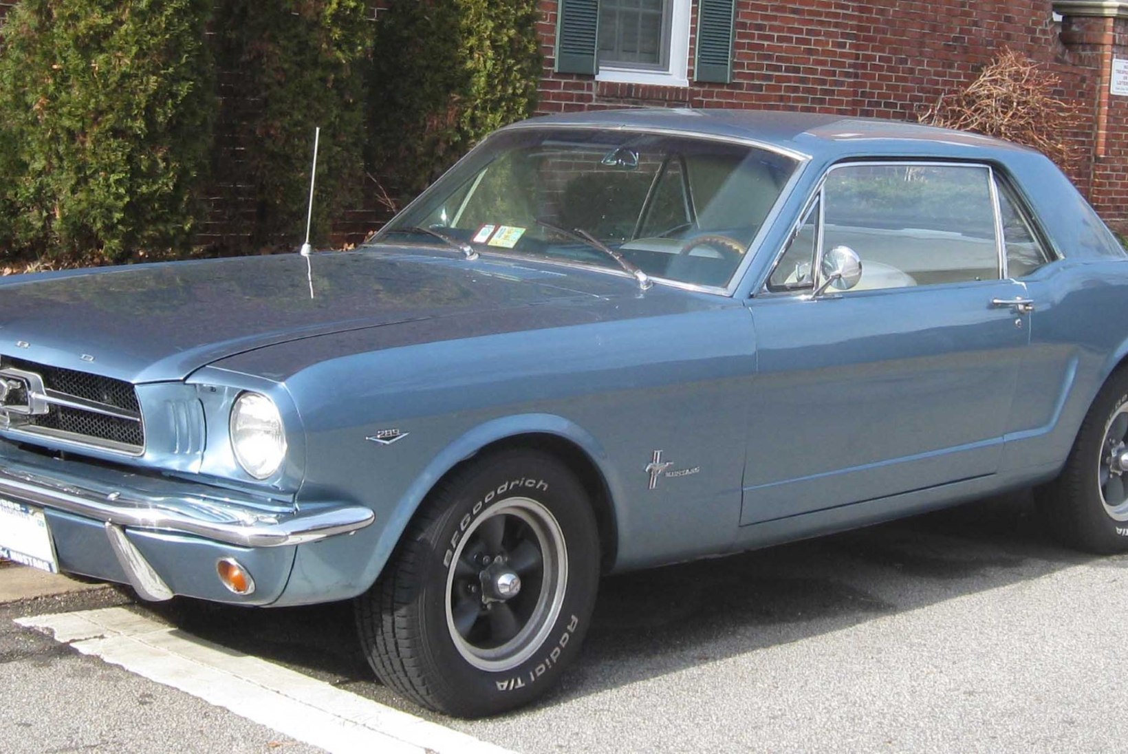 Suri ikoonilise Ford Mustangi loonud legendaarne autotööstur