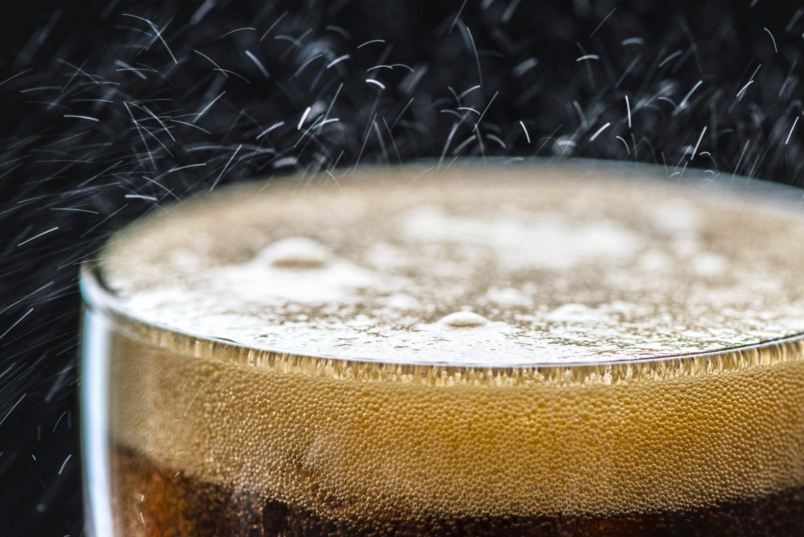 KAS MAITSEB HÄSTI? Mis juhtub, kui juua iga päev õlut?