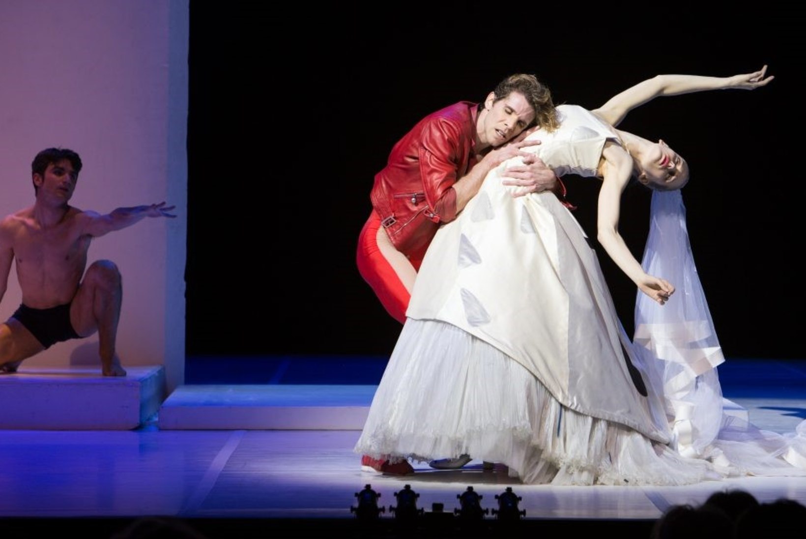 VIDEO | Maailmakuulus tantsutrupp „Ballet For Life“ väisab Eestit, tuues Queeni muusika saatel lavale Freddie Mercury elu 