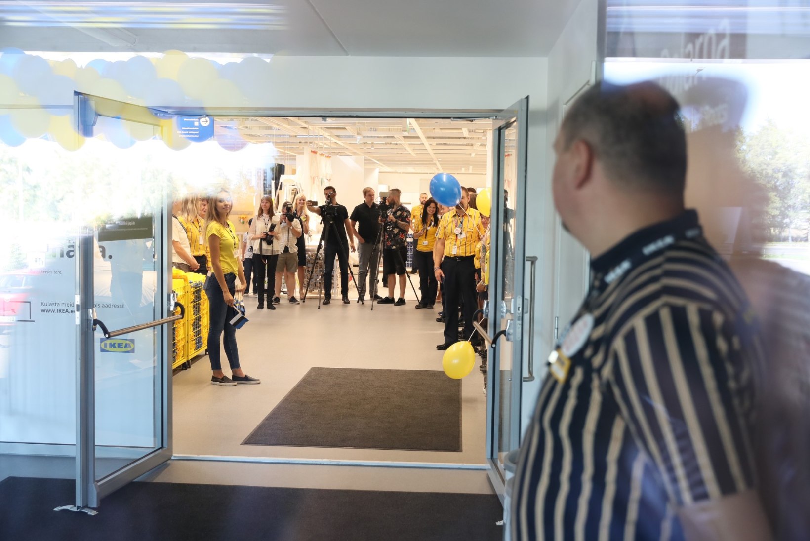 ÕL VIDEO JA GALERII | Kauaoodatud IKEA avab Eestis uksed