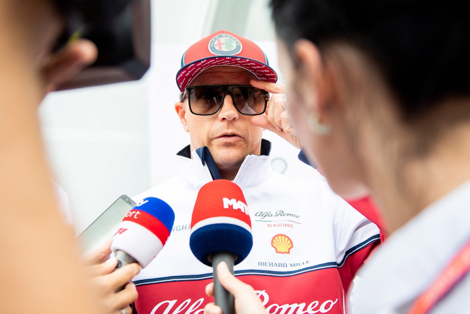 Pärlimasin Räikkönen tulistas taas: joomine on turvalisem kui sport