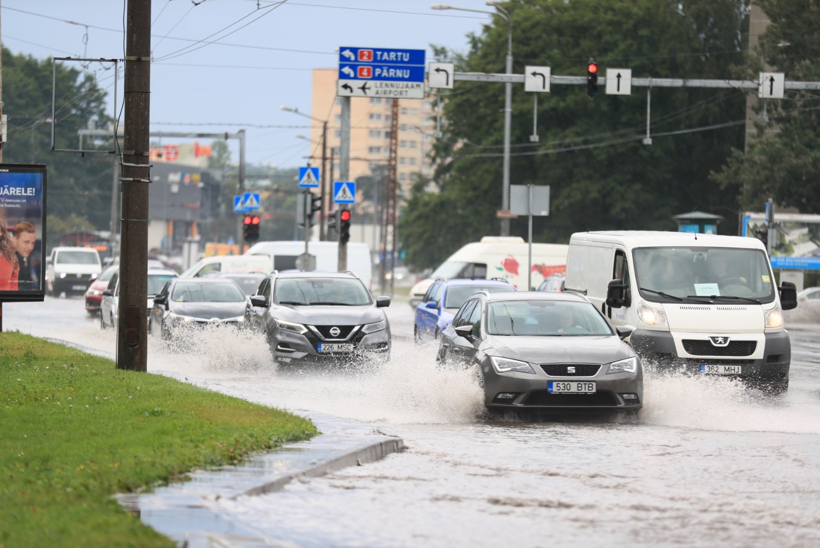 VIDEOD JA FOTOD | Tugev paduvihm tekitas Tallinnas üleujutusi