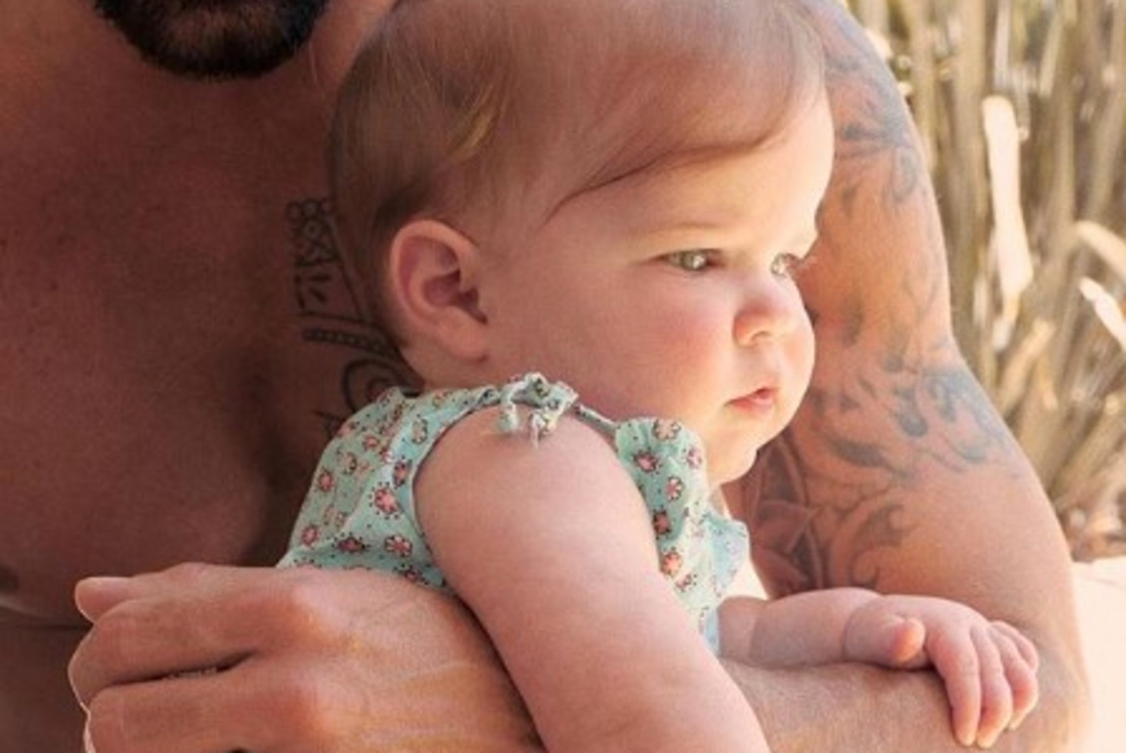 Ricky Martin jagas esimest fotot tütretirtsust