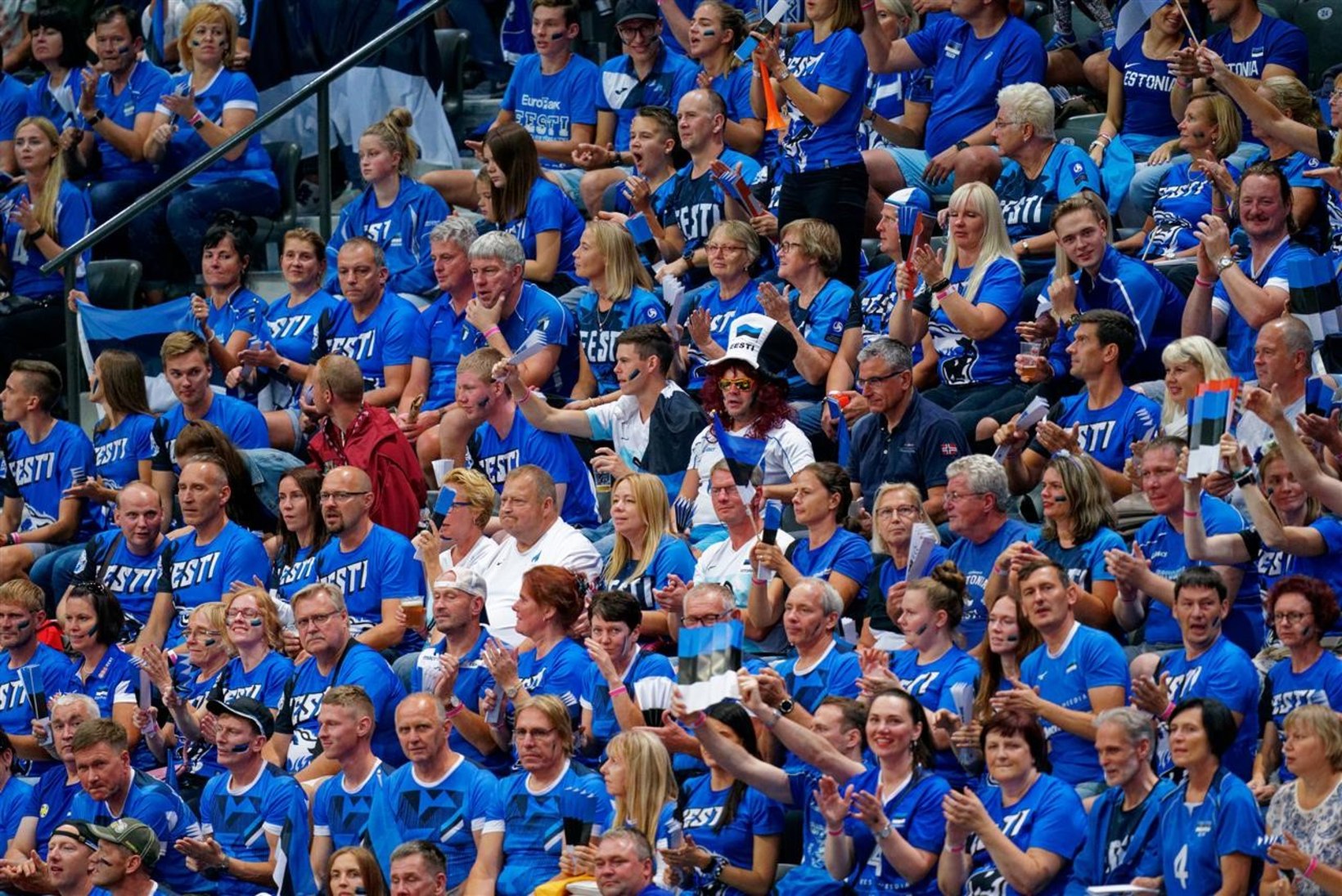 Hollandlased maksavad Eesti võrkpallifännide peo kinni