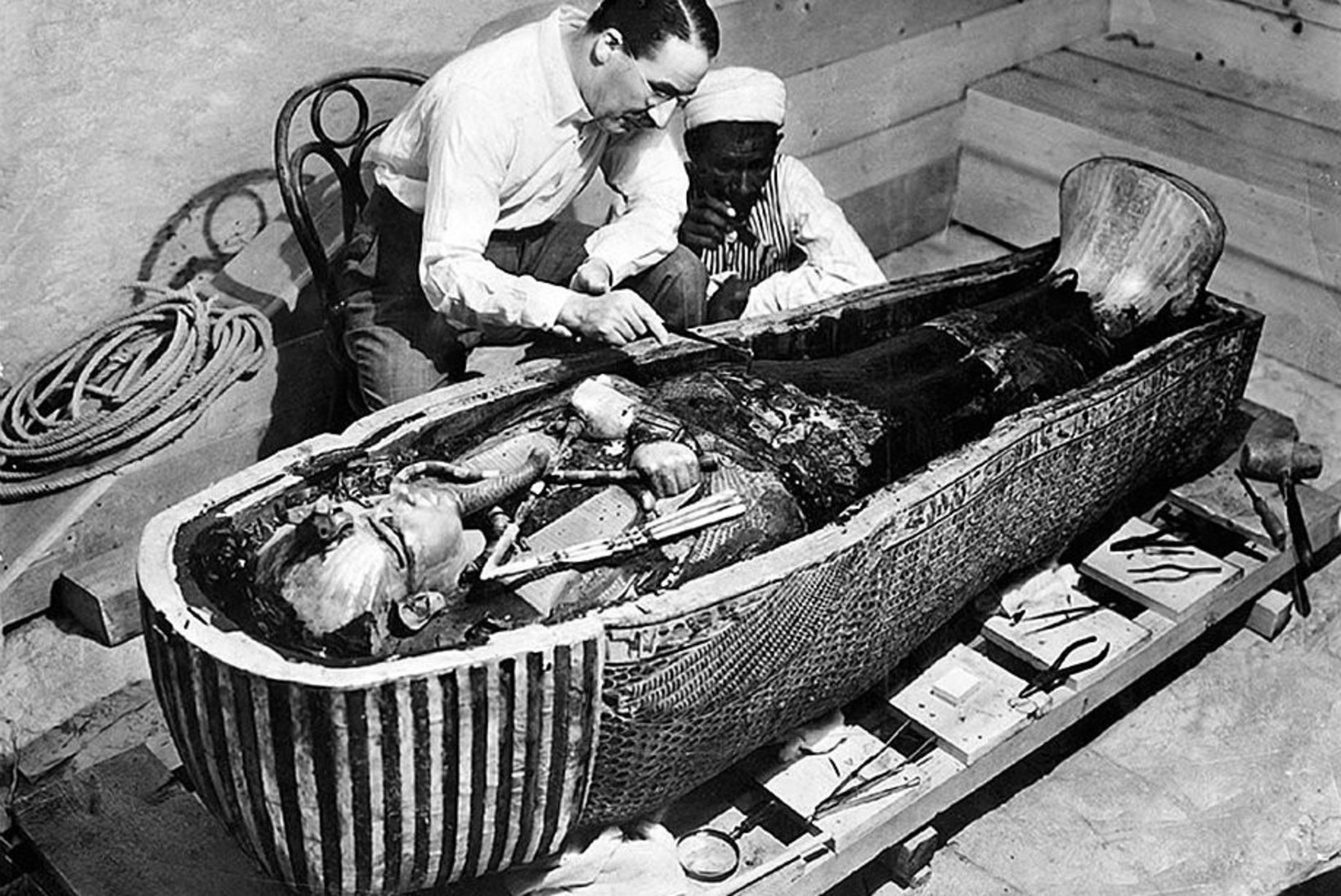 MINEVIKUHETK | 3. jaanuar: Briti arheoloog avastas vaarao Tutanhamoni sarkofaagi
