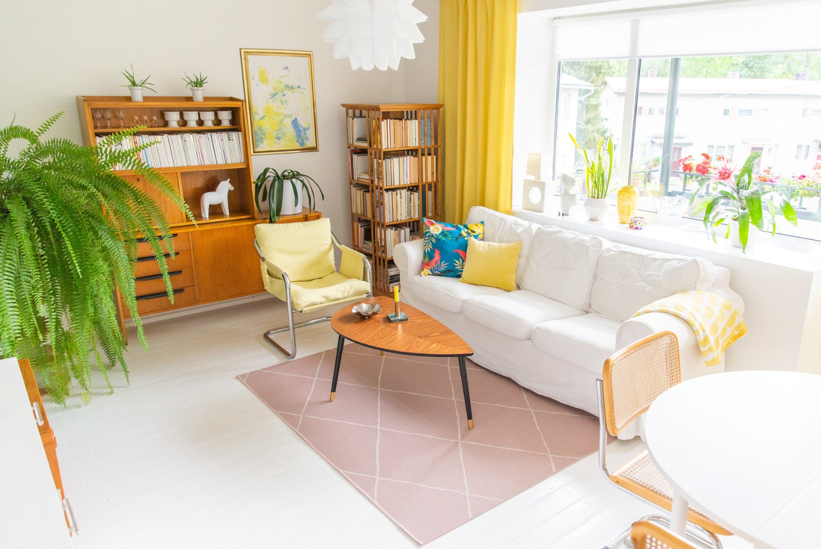 FOTOLUGU | Kogemata korteri omanikuks, kus kohtuvad minimalism ja kodune lapsemeelsus