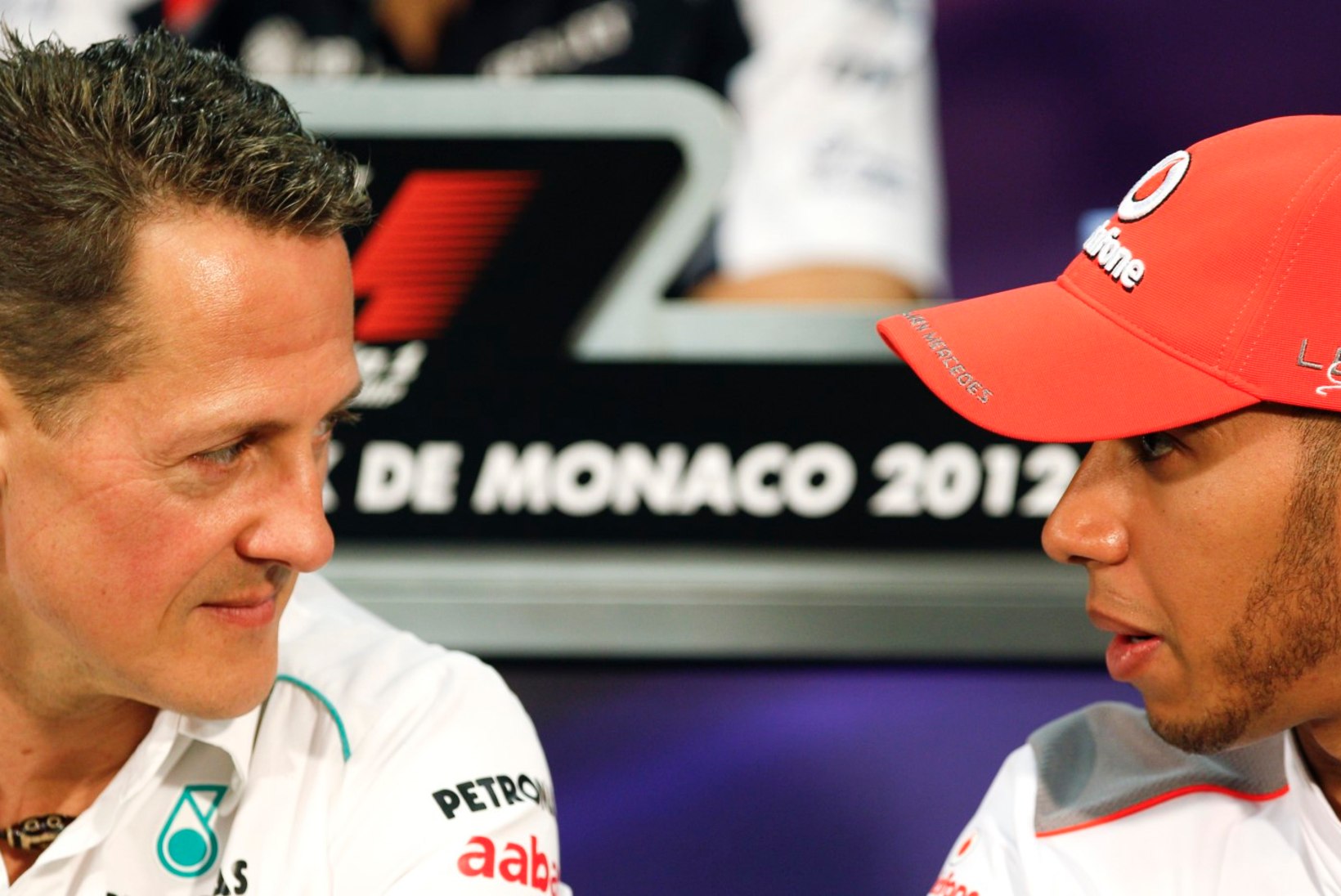 Mercedese boss vastas spekulatsioonile: kas Lewis Hamiltoni pärast sunniti Michael Schumacherit karjääri lõpetama?