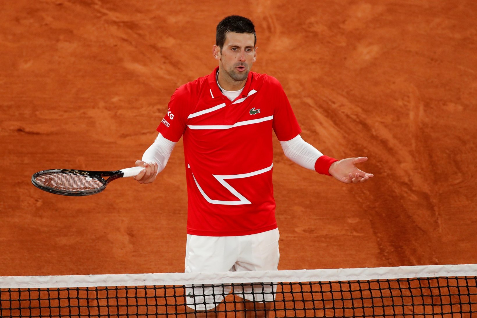 Djokovic sai kindla võidu ning edenes Prantsusmaa lahtistel kaheksa parema sekka