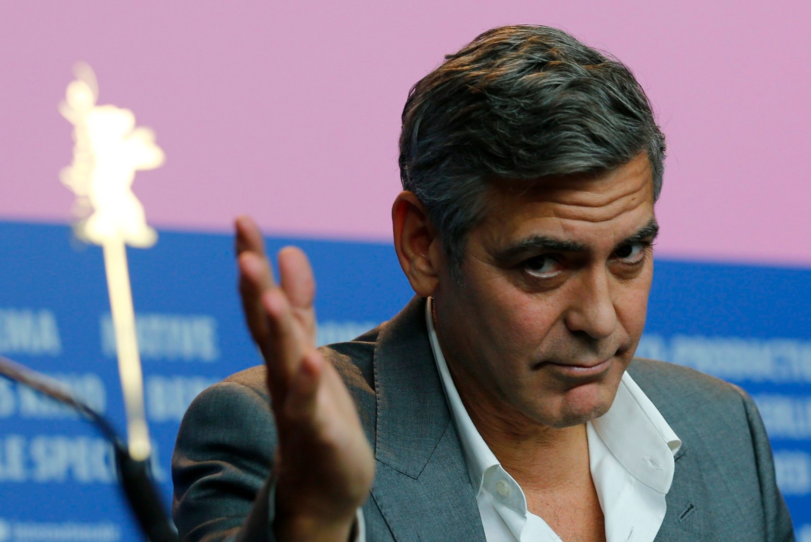 VAPUSTAV HELDUS: Clooney kinkis 14 sõbrale igaühele miljon dollarit