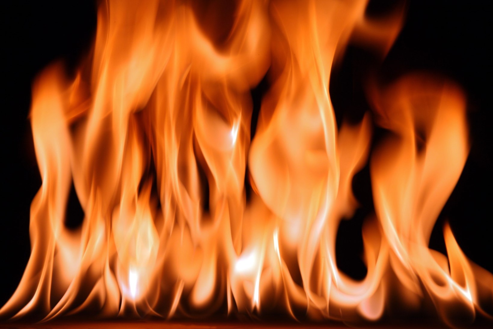 Tõnis Erilaiu lehesaba | Kuidas hädas noorik oma veimevaka põletas