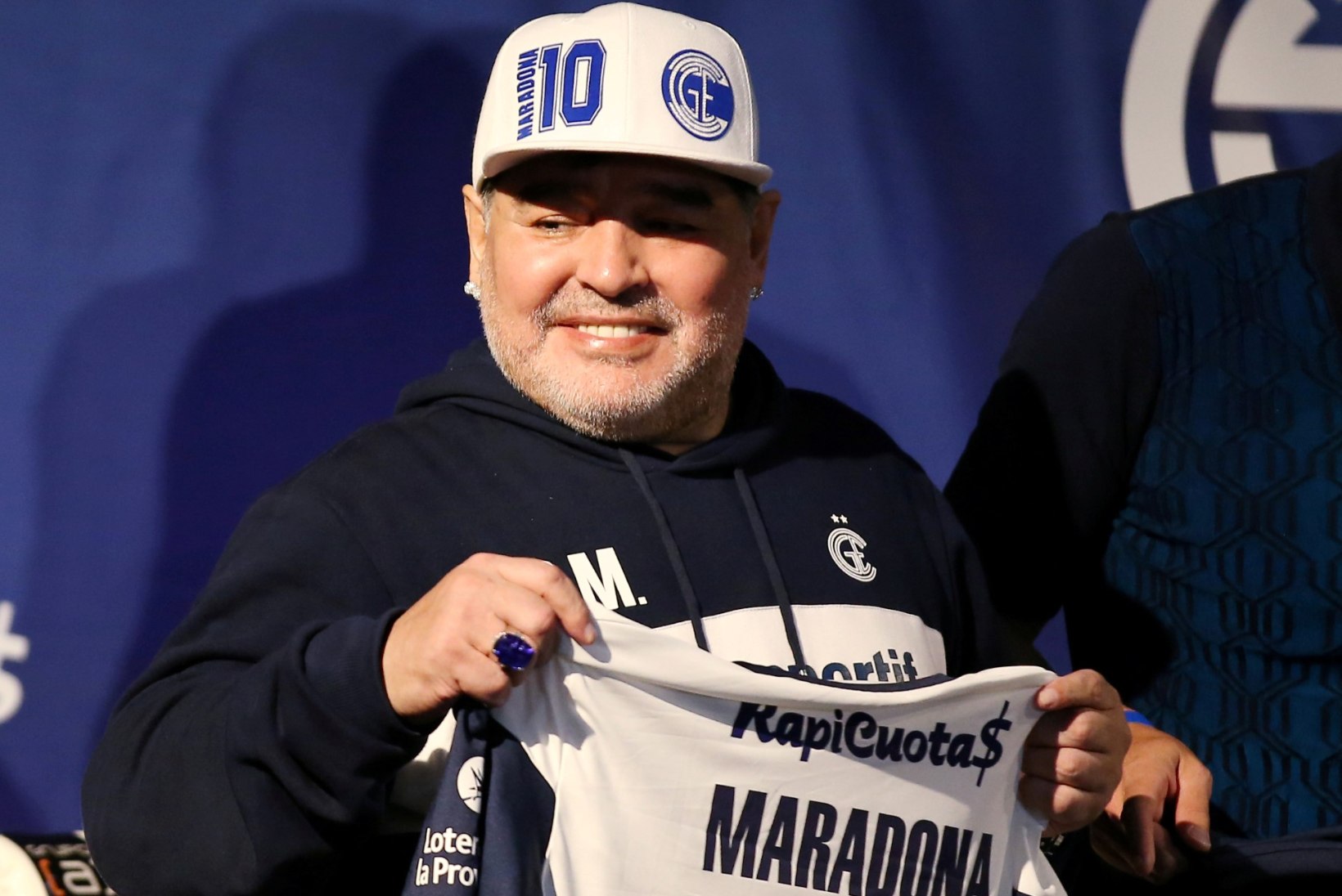 Maradona arsti karm hinnang: ta on keeruline ja käsitlematu patsient, kelle tulevik paneb muretsema