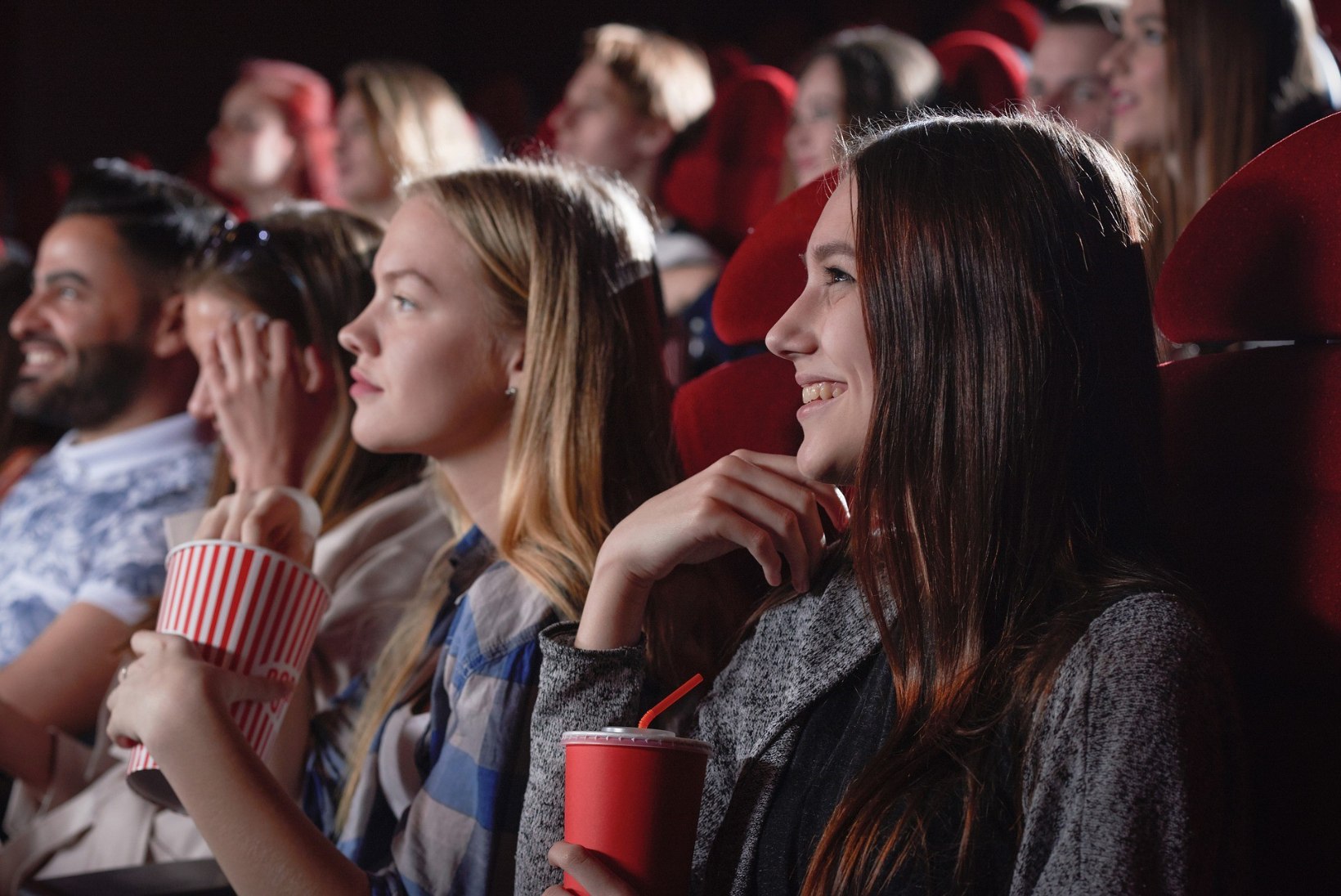ÕL VIDEO | MAITSETEST: miks mekib karastusjook kinodes ja kiirtoidurestodes erinevalt?