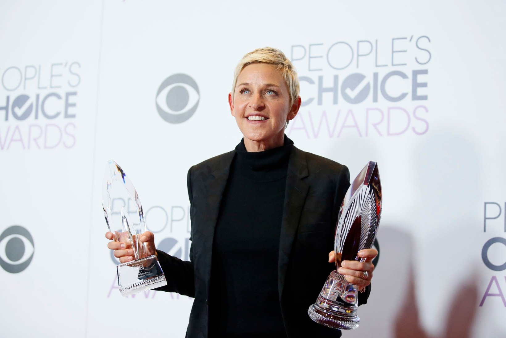 Ellen DeGeneres piinleb koroonaviiruse tõttu hirmsates seljavaludes