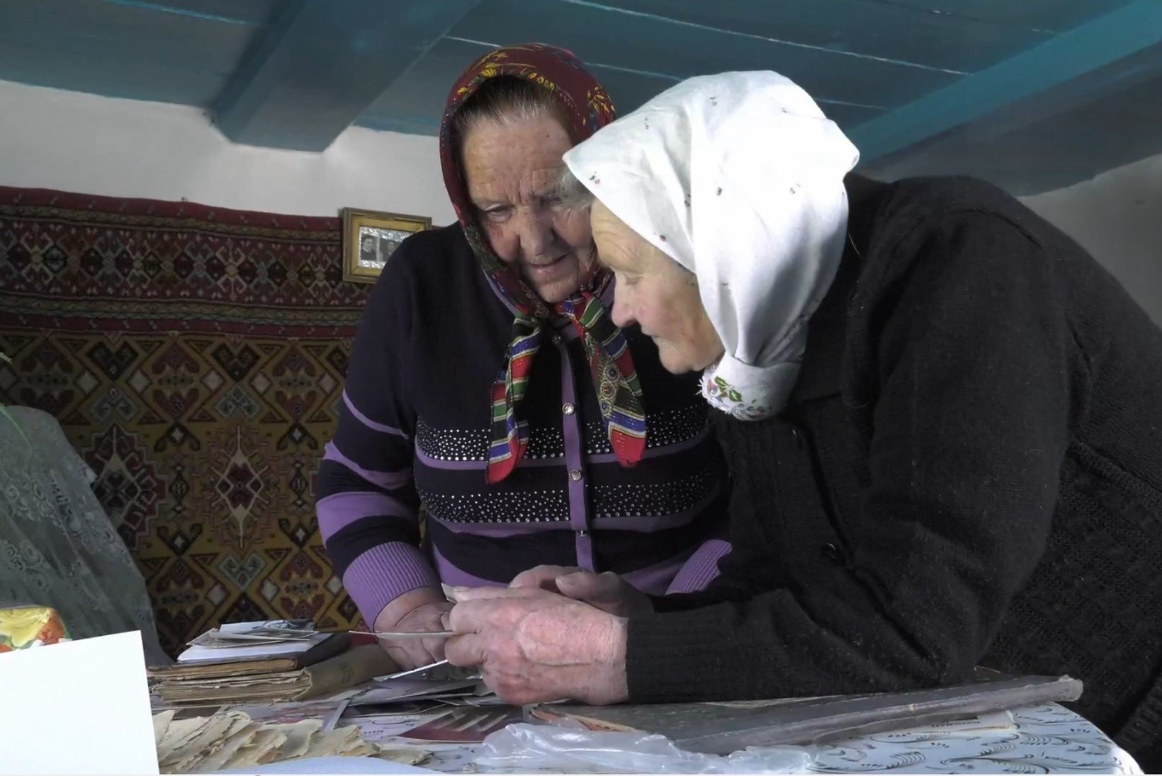 VAATA FILMILINASTUST! | „PILTIDE VAATAMISE AEG“: millist elu on näinud viimased eestlased kauges Kasahstani külas