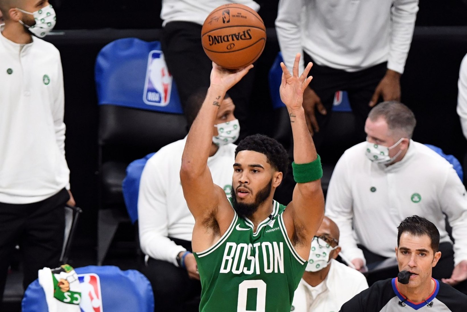 NBA: Spurs alistas Grizzliese, Celtics oli napilt parem Bucksist