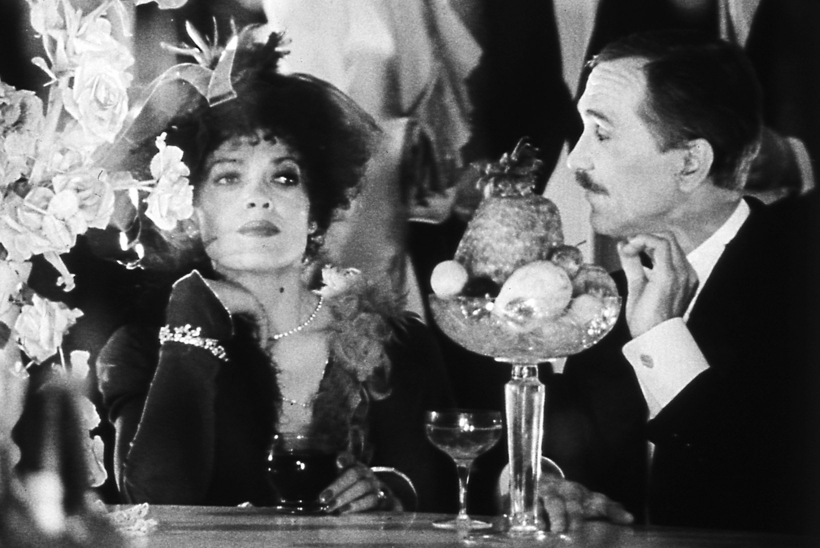 Ago-Endrik Kerge: „Mulle alati õudselt meeldis lolle vene filminatšalnikuid tillist tõmmata ja see õnnestus ka „Savoy balli“ juures.“