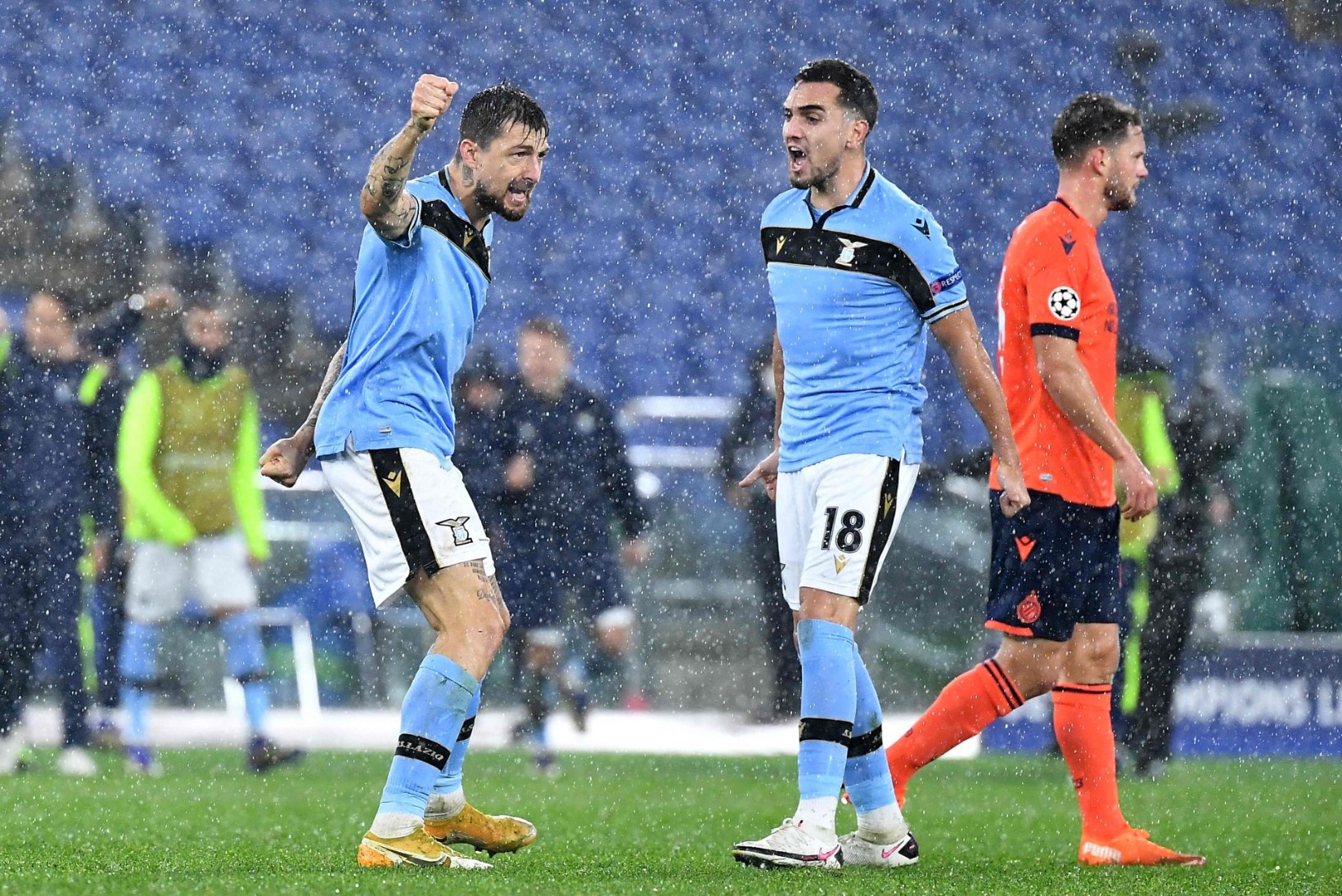 Rooma Lazio pääses üle noatera meistrite liiga play-off’i