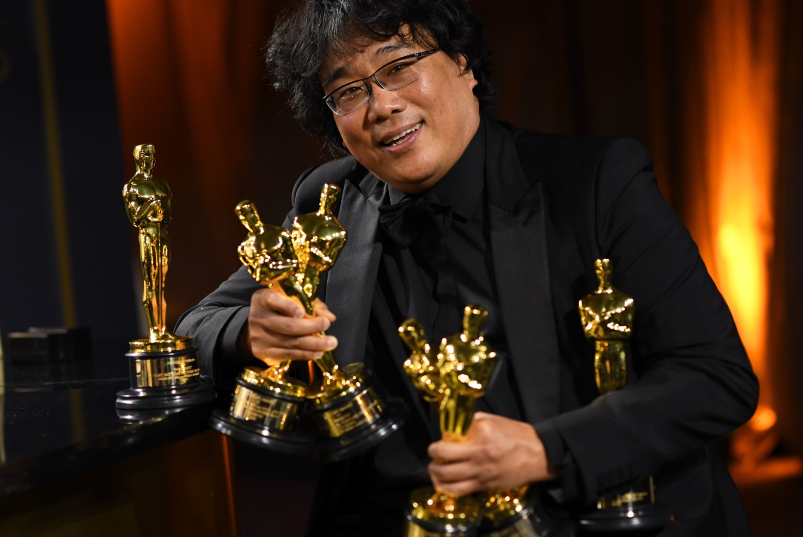 Lõuna-Korea „Parasiit“ tegi Oscaritel ajalugu