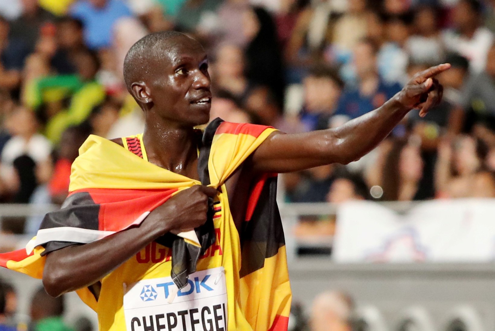 VÄGEV! Uganda jooksja purustas maailmarekordi tervelt 27 sekundiga