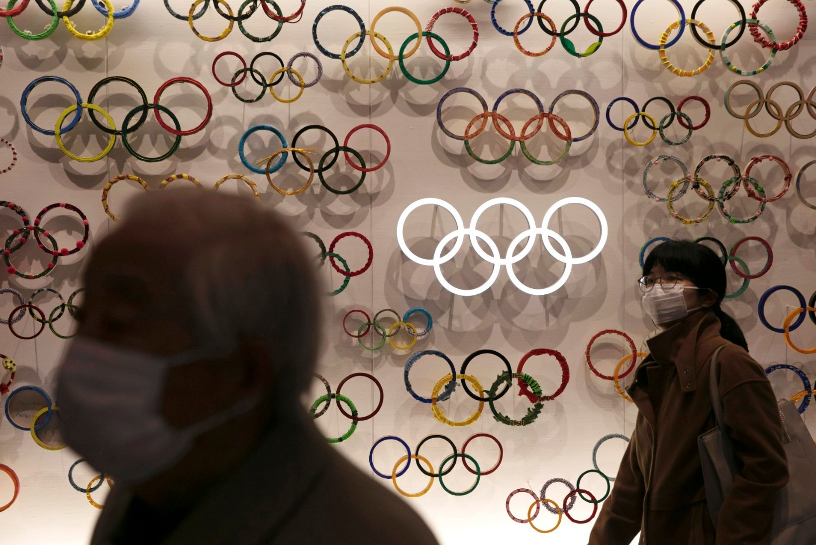 ÜLEVAADE | Koroonaviirus lööb spordimaailma segamini. Kas olümpia ja jalgpalli EM võivad ära jääda?