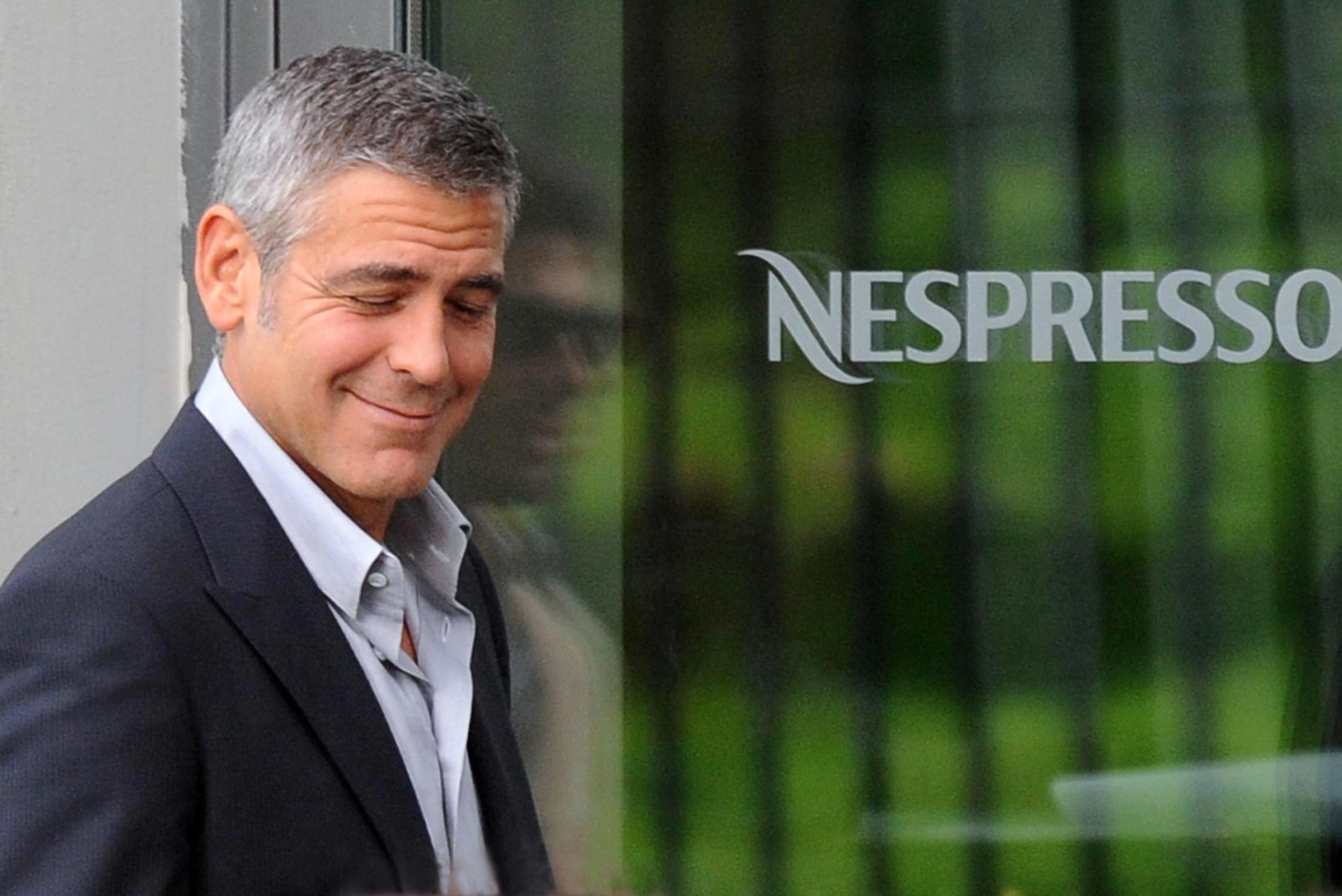 ŠOKEERIV PALJASTUS: Clooney reklaamitav kohv valmib lapsorjade töö tulemusel