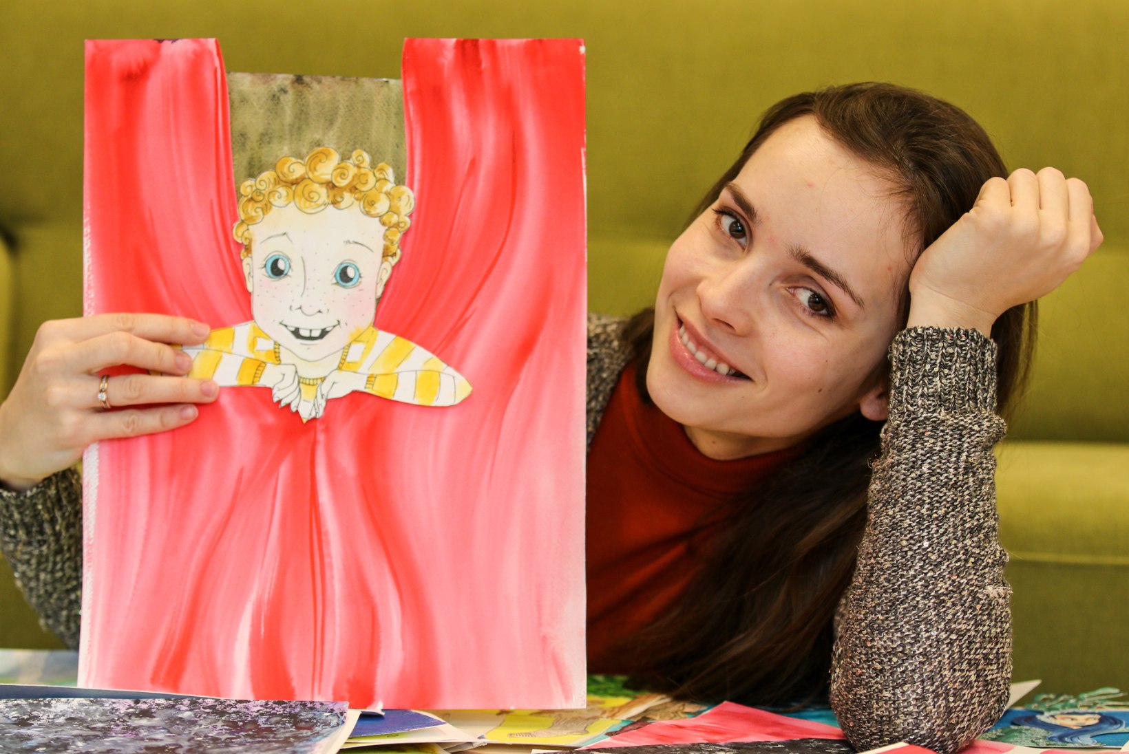 ANDEKAS! Näitleja Klaudia Tiitsmaa: kui sain ülesande joonistada raamatupilte, saatsin poja hoidjaga mängima